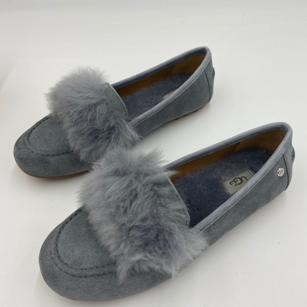 UGG Kaley wisp size 7